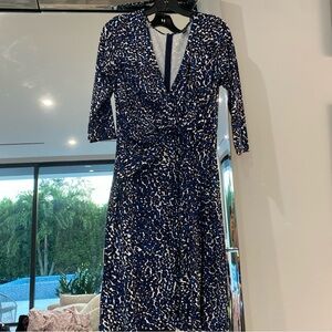 Ann and Taylor Chic Long Sleeve Blue and White Dress size S